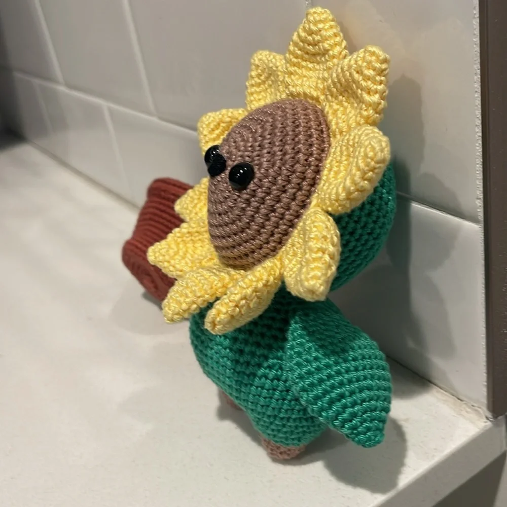 Flower Child Sunflower Bear Hand Crafted Figure and Pot Amigurumi Crochet Decor - Picture 8 of 13